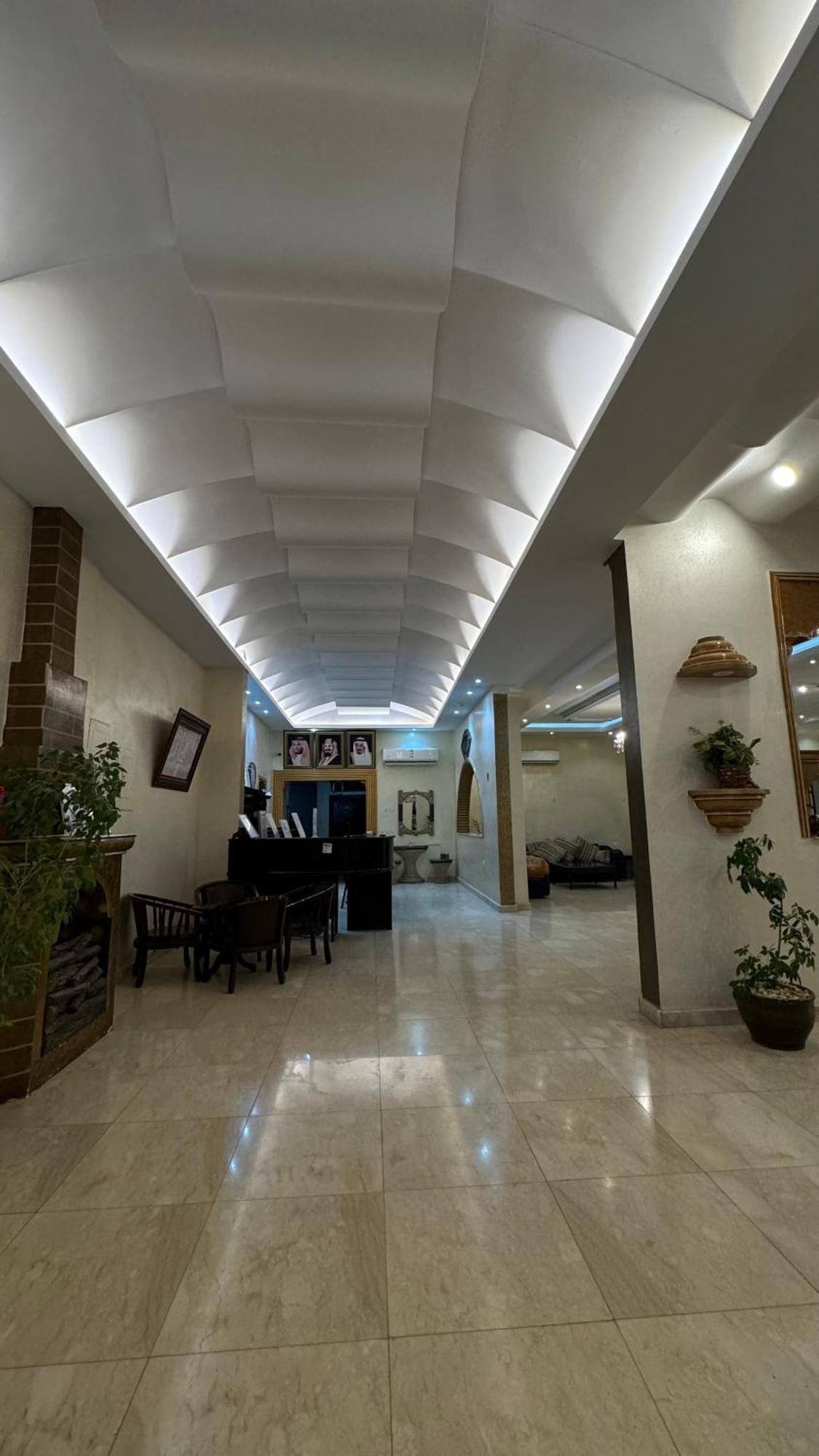Lavina Hotel Apartments Sakaka Extérieur photo
