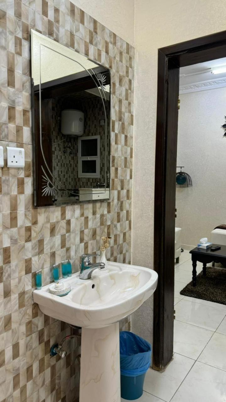 Lavina Hotel Apartments Sakaka Extérieur photo