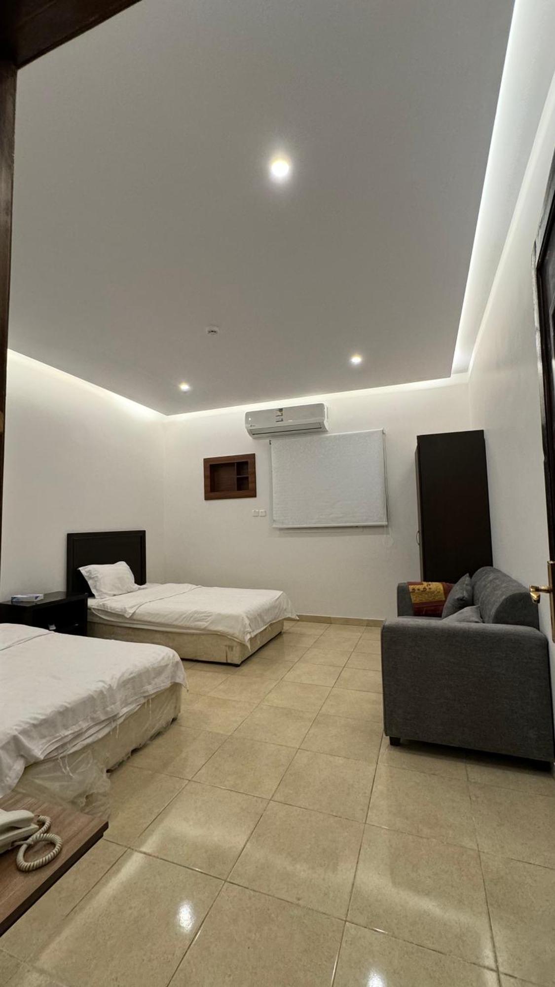 Lavina Hotel Apartments Sakaka Extérieur photo